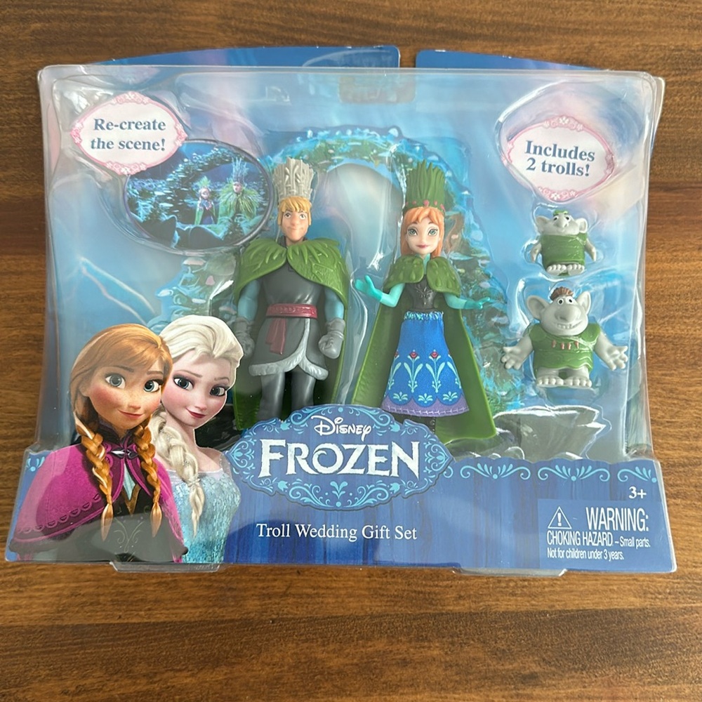 NEW Disney Frozen Troll Wedding Gift Set